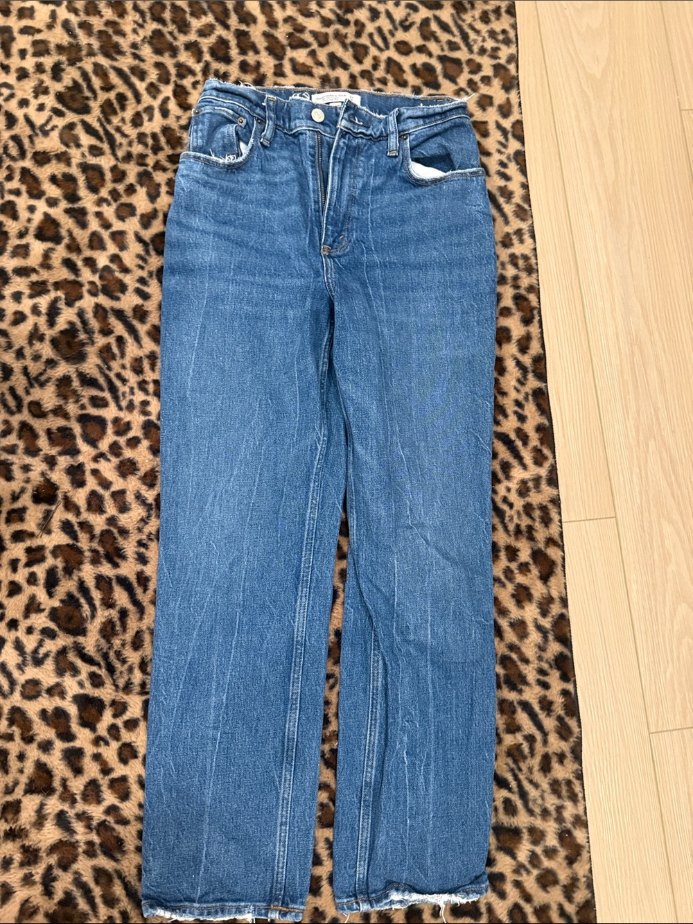 Abercrombie & Fitch Classic Straight-Leg Jeans - Medium Blue